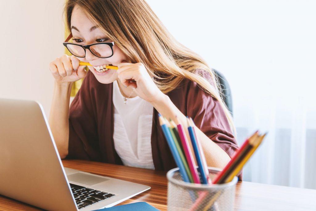 5 Best Studying Hacks Anyone Taking Online Classes Must Know
